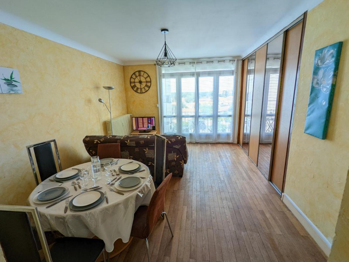 Bellejoie - Appartement T3- Poitiers Sud - Direct Futuroscope - Parking Et Wifi Gratuit المظهر الخارجي الصورة